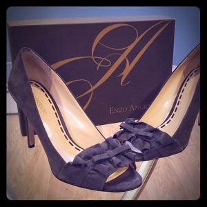 Enzo Angiolini suede shoes